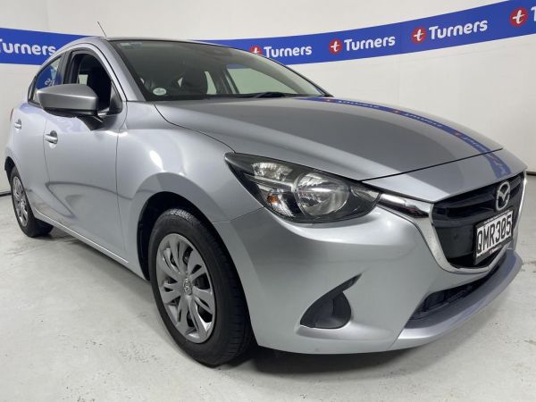 2018 Mazda Demio (Mazda2) Hatchback image