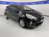 Image for 2014 Toyota Aqua Hatchback