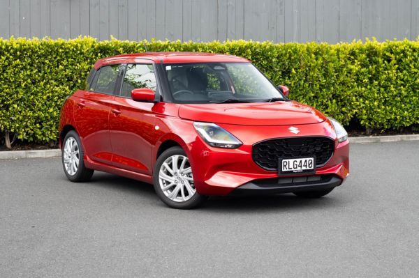 2025 Suzuki Swift 1.2 Hybrid GLS Manual image