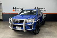 Image for 2017 Toyota Hilux Ute SR, EXTRA CAB, 4X4, FLATDECK