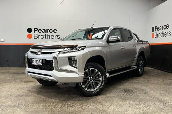 2019 Mitsubishi Triton Ute VRX, 4X4, LEATHER, NZ NEW image
