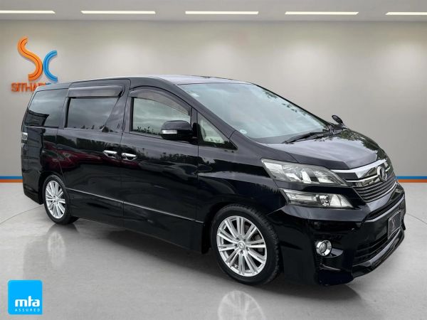 2012 Toyota Vellfire Van  image