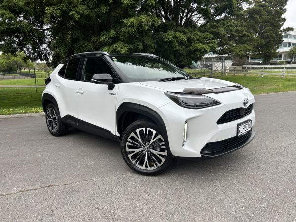 2024 Toyota Yaris Cross Limited 1.5Ph/Hd image
