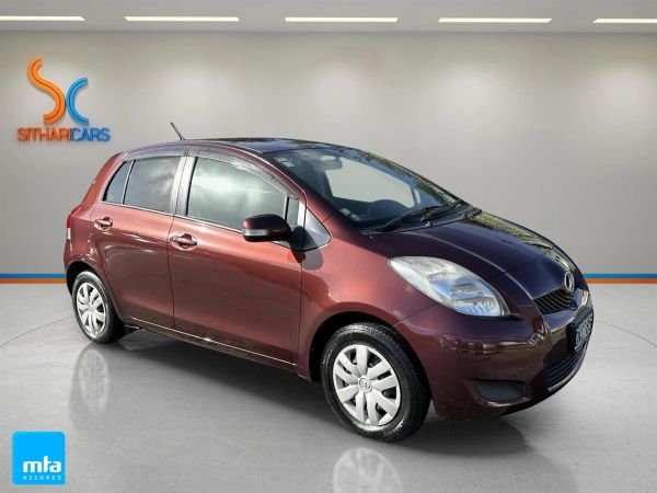 2010 Toyota Vitz Hatchback F PUSH START image