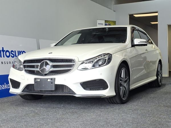 2014 Mercedes-Benz E 250 Sedan AMG SPORT PACKAGE / E250 image