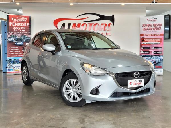 2017 Mazda Demio (Mazda2) Hatchback 13C image