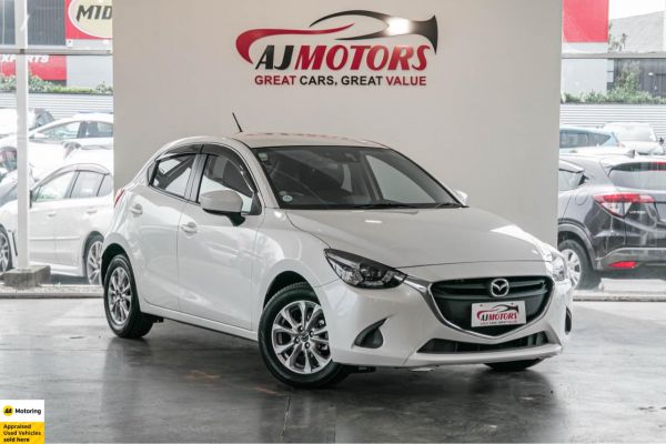 2015 Mazda Demio (Mazda2) Hatchback 13S image