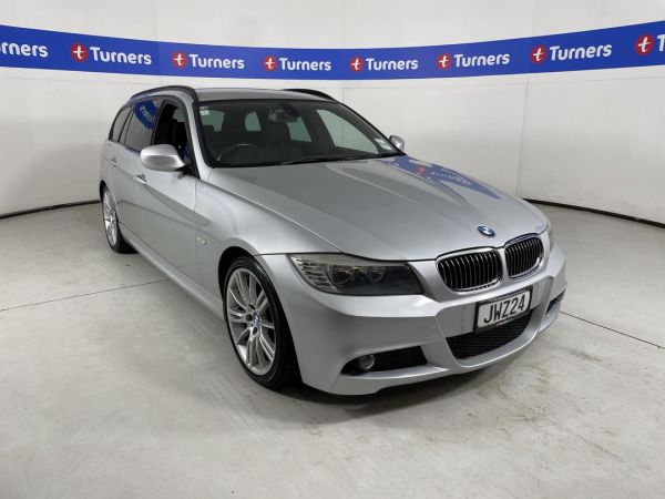 2012 BMW 320D Wagon image