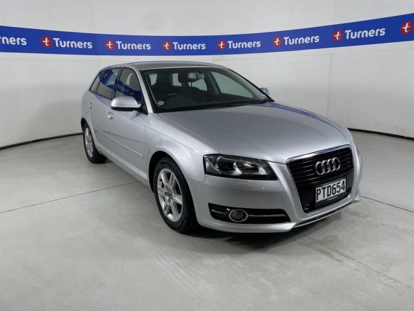 2012 Audi A3 Hatchback image