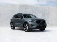 Image for 2025 Volvo XC40 B4 Ultra Dark AWD