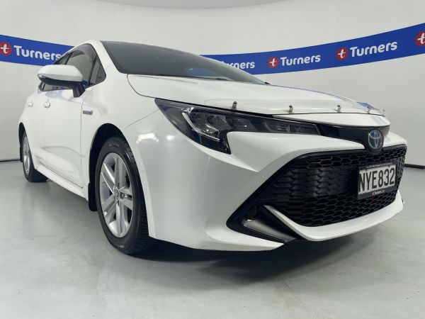 2021 Toyota Corolla Hatchback GX image