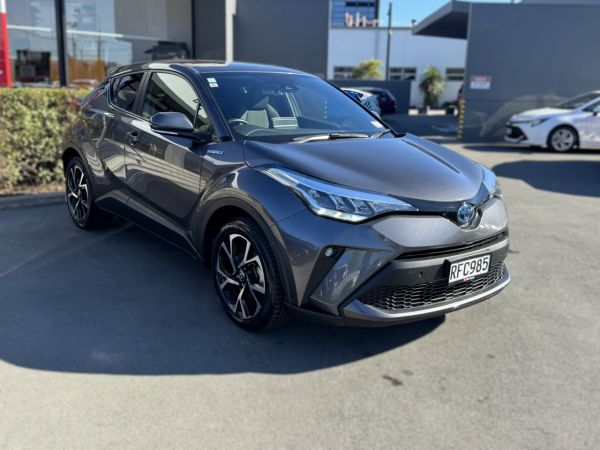 2023 Toyota C-HR 1.8 Hybrid 2 Wheel drive image
