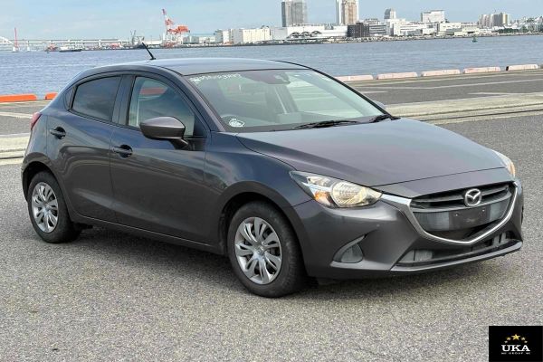 2016 Mazda Demio (Mazda2) Hatchback Push Start, Key less Entry, Reversing Camera image