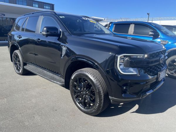 2025 Ford Everest SPORT image