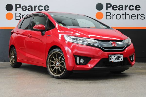 2014 Honda Fit Hatchback RS HYBRID HATCH image