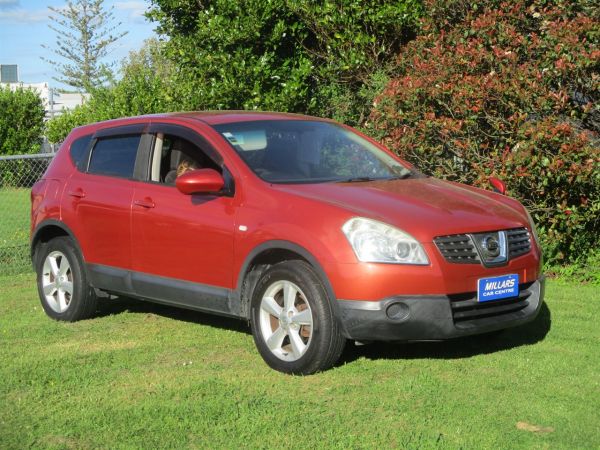 2008 Nissan Dualis SUV  image