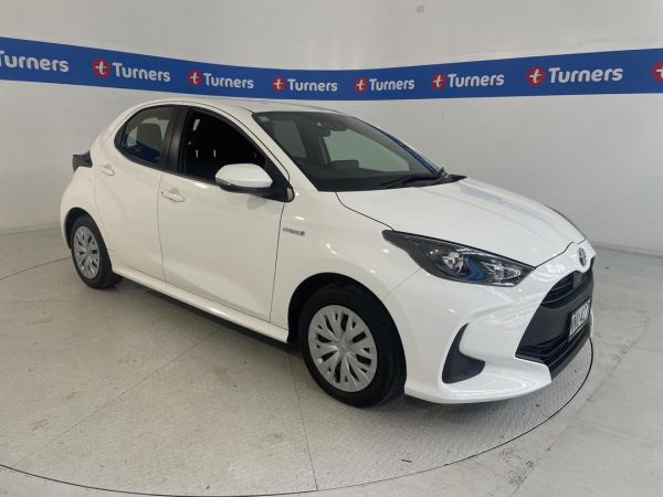 2021 Toyota Yaris Hatchback GX image