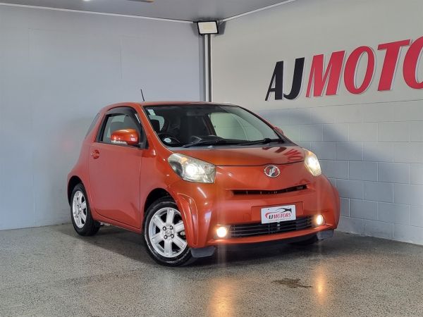 2012 Toyota IQ Coupe 130G image