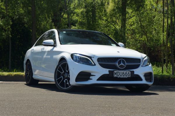 2019 Mercedes-Benz C 300 2.0p/9at image
