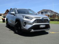 Image for 2020 Toyota RAV4 Limited 2.5P Hybrid