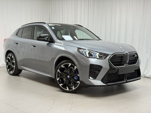 2025 BMW 82GM Sedan  image