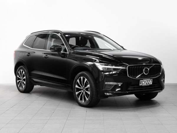 2025 Volvo XC60 B5 Plus 2L Petrol Mild Hybrid 4WD image