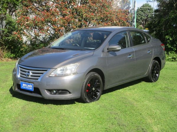 2014 Nissan Pulsar Sedan TI image