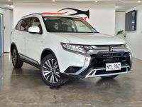 Image for 2021 Mitsubishi Outlander LS (NZ New)