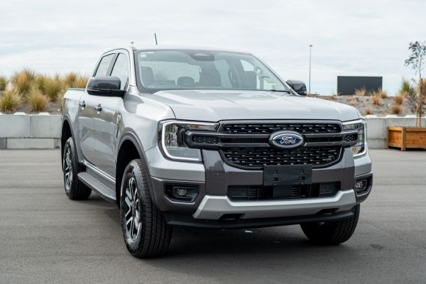 2025 Ford Ranger Sport 4X2 Double Cab Wellside image