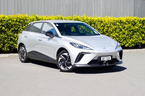 2023 MG 4 Excite 51kwh image