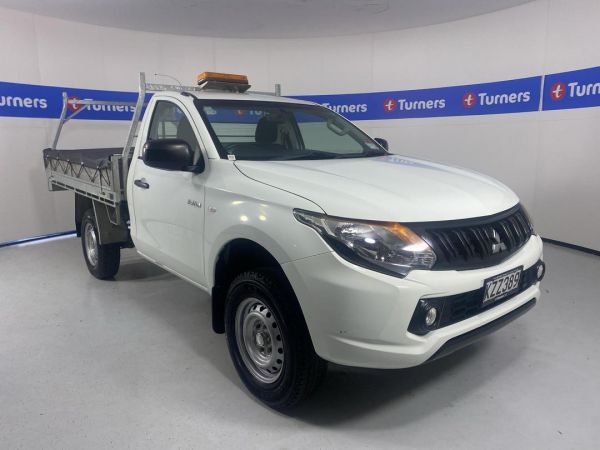 2017 Mitsubishi Triton Ute S/CAB GLX image