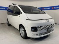 Image for 2022 Hyundai Staria Van