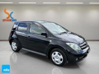 Image for 2004 Toyota IST Hatchback 