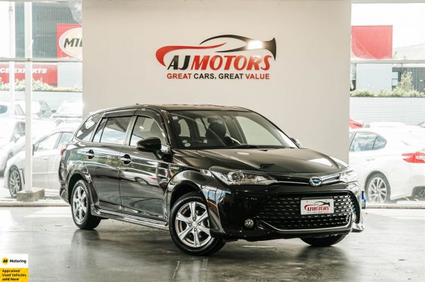 2017 Toyota Corolla Wagon Fielder WXB HYBRID image