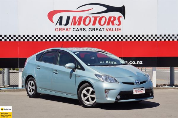 2012 Toyota Prius Hatchback G Cruise control/Power seats image