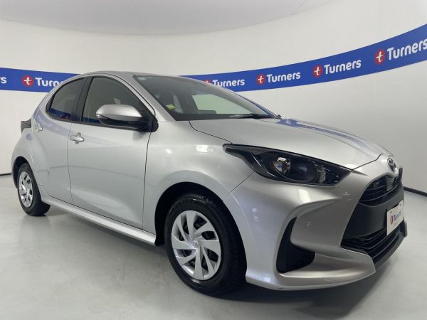 2021 Toyota Yaris Hatchback image