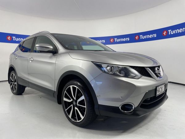 2014 Nissan Qashqai SUV TI image