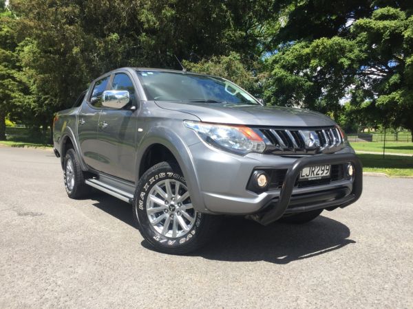 2018 Mitsubishi Triton GLXR 2WD D/C 2.4L 6sp MANUAL image