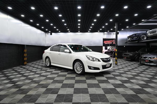 2009 Subaru Legacy Sedan 2.5L image