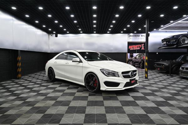 2014 Mercedes-Benz CLA 250 Sedan AMG LINE image
