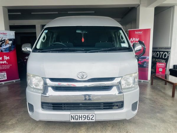 2015 Toyota Hiace GRAND CABIN image