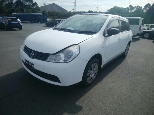 2017 Nissan Wingroad image