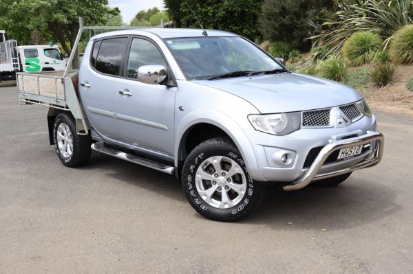 2015 Mitsubishi Triton D/Cab Gls 2.5D/4Wd/5 image