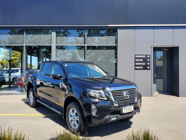 2022 Nissan Navara St 2.3D/4Wd/7At image