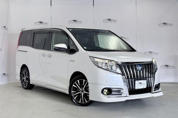 2015 Toyota Esquire Gi HYBRID Heated Seats,Cruise con image