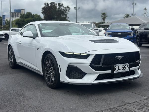 2025 Ford Mustang 5.0L Fastback At 5.0 image