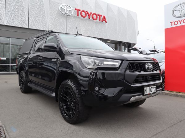 2025 Toyota Hilux Sr5 Td Dc 2.8Dmht image