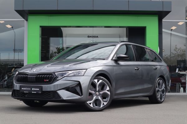 2025 Skoda Octavia RS+ Wagon 195kW 2.0L Turbo Petrol image