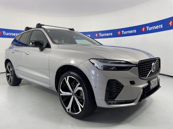2022 Volvo XC60 SUV B6 AWD R-Design image