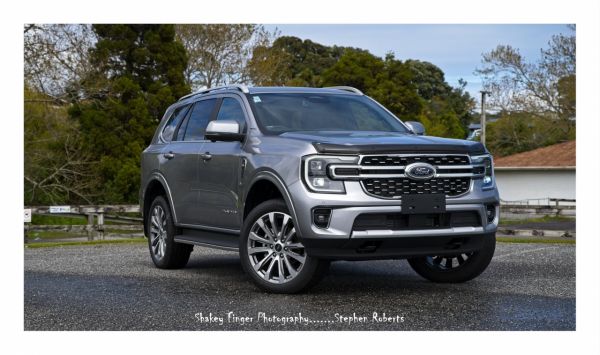 2026 Ford Everest Platinum 3.0L V6 4WD image